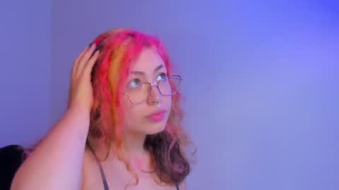 Snapshot of marieetaylor chatting on May 31, 2026, 7:37 pm Mariee online show from May 31, 2026, 7:37 pm