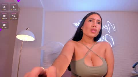 Snapshot of mariejane2 chatting on January 4, 2025, 1:42 pm Im Marie Jane online show from January 4, 2025, 1:42 pm