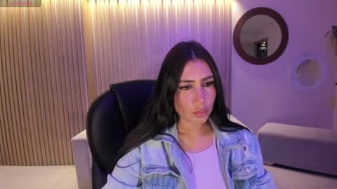 Snapshot of mariejane2 chatting on January 14, 2025, 10:38 am Im Marie Jane online show from January 14, 2025, 10:38 am