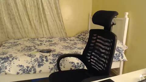 mariejuana online show from October 28, 2025, 4:53 pm