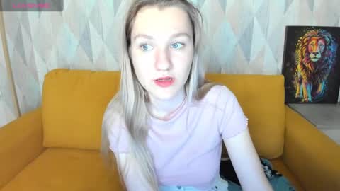 mariel_brown online show from January 3, 2025, 10:52 am