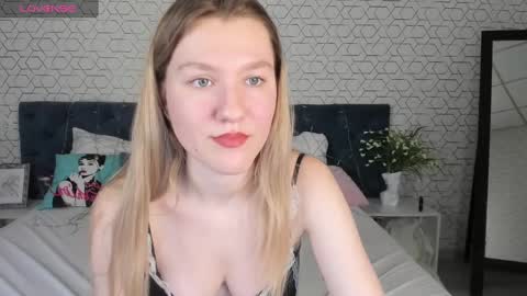 mariel_brown online show from January 14, 2025, 6:17 pm
