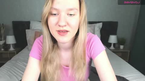 mariel_brown online show from January 24, 2025, 11:04 am