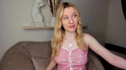 mariel_brown online show from November 12, 2025, 12:55 am