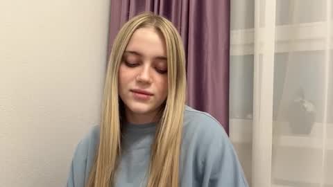 Snapshot of marielademopoulos chatting on February 21, 2026, 3:35 pm Sofia online show from February 21, 2026, 3:35 pm