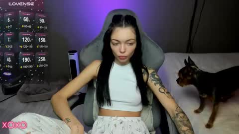 Maria  online show from December 4, 2025, 10:24 am