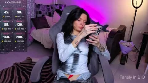Maria  online show from May 25, 2026, 5:52 pm
