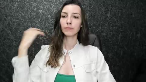 Snapshot of marielleanker chatting on September 27, 2025, 4:39 am marielleanker online show from September 27, 2025, 4:39 am