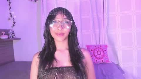 Snapshot of marijaneh chatting on September 15, 2025, 9:53 am Luna Dulk online show from September 15, 2025, 9:53 am