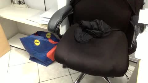 Mary... online show from April 16, 2026, 5:25 pm