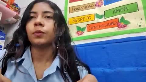 marilove40925 online show from October 15, 2025, 3:34 pm