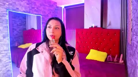 marilyncandy303av online show from February 2, 2026, 7:34 pm