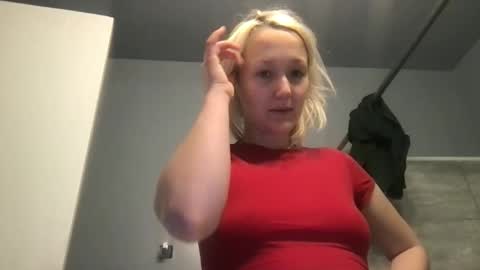 Snapshot of marilynxo7 chatting on March 2, 2026, 2:36 am marilynxo7 online show from March 2, 2026, 2:36 am