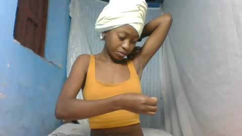 Snapshot of marinagold69 chatting on June 15, 2026, 8:38 am marinagold69 online show from June 15, 2026, 8:38 am