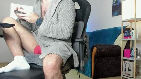 marioslim online show from April 14, 2026, 5:13 am