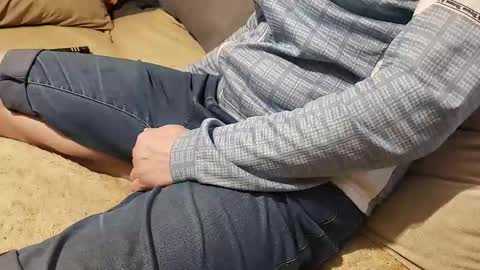 MariushX online show from December 2, 2025, 3:23 am