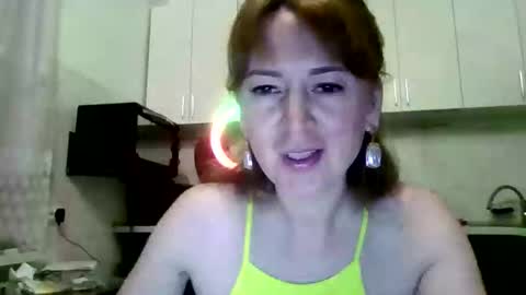 mariza_love359092 online show from February 9, 2026, 9:41 pm