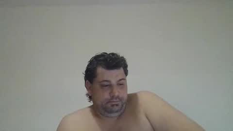 mark2985555 online show from December 2, 2025, 12:21 pm