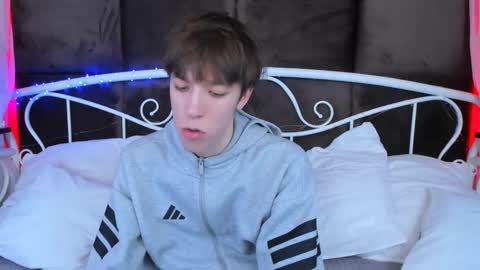 Mark online show from February 5, 2026, 4:00 pm