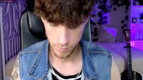 mark_caron online show from October 12, 2025, 8:08 pm