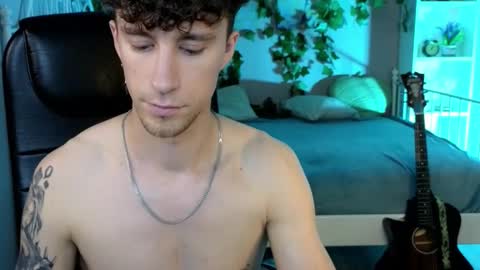 mark_caron online show from November 30, 2025, 4:33 pm