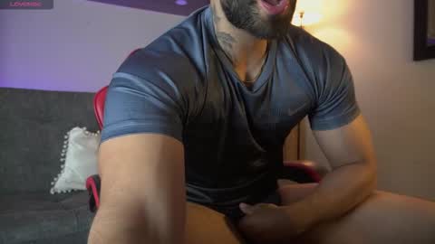 Mark online show from February 15, 2026, 10:28 pm