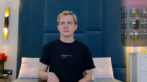Mark online show from April 1, 2026, 10:51 pm
