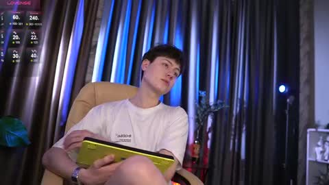 mark_ian_ online show from May 7, 2026, 6:57 pm