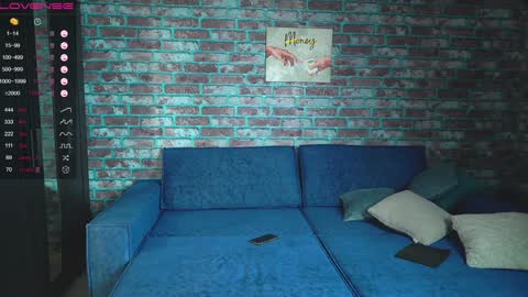 Snapshot of mark_normal chatting on February 4, 2025, 4:05 am Mark online show from February 4, 2025, 4:05 am