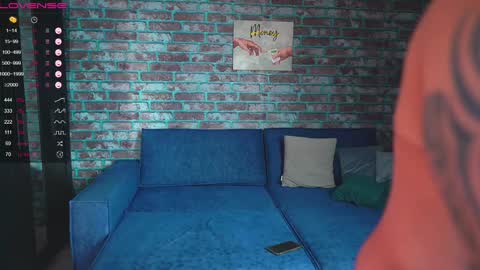 Snapshot of mark_normal chatting on February 10, 2025, 7:15 am Mark online show from February 10, 2025, 7:15 am