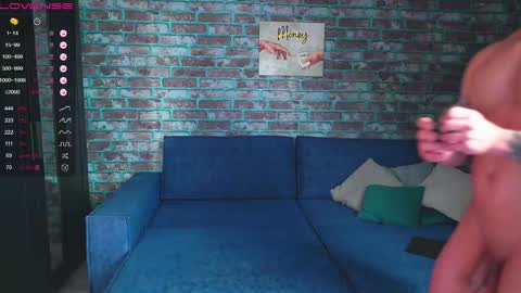 Snapshot of mark_normal chatting on February 18, 2025, 12:06 pm Mark online show from February 18, 2025, 12:06 pm