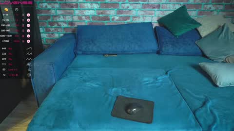 Snapshot of mark_normal chatting on March 7, 2025, 5:40 am Mark online show from March 7, 2025, 5:40 am