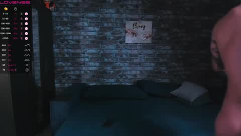 Snapshot of mark_normal chatting on October 12, 2025, 4:44 am Mark online show from October 12, 2025, 4:44 am