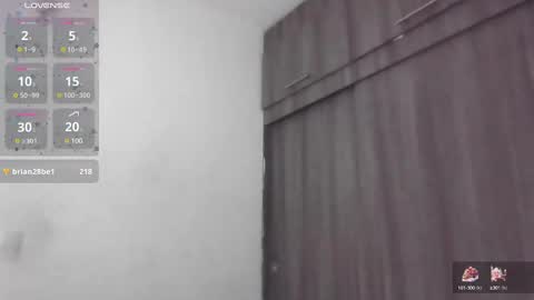 Snapshot of mark_rut chatting on January 6, 2025, 10:58 pm MODEL Mark Rut online show from January 6, 2025, 10:58 pm