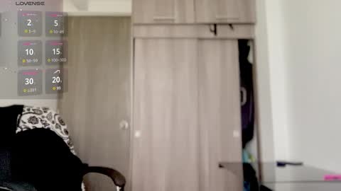 Snapshot of mark_rut chatting on February 18, 2025, 4:59 pm MODEL Mark Rut online show from February 18, 2025, 4:59 pm