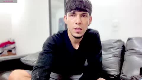 Snapshot of mark_rut chatting on February 20, 2025, 6:17 am MODEL Mark Rut online show from February 20, 2025, 6:17 am