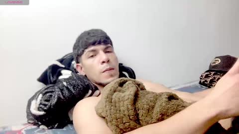 Snapshot of mark_rut chatting on March 3, 2025, 1:10 am MODEL Mark Rut online show from March 3, 2025, 1:10 am