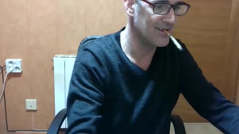 markbcnx online show from November 2, 2025, 9:06 pm