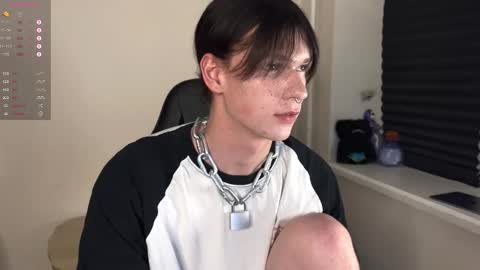 Snapshot of markcarthy chatting on October 17, 2025, 6:43 pm Mark online show from October 17, 2025, 6:43 pm