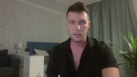 Snapshot of markster9696 chatting on September 28, 2025, 5:40 pm markster9696 online show from September 28, 2025, 5:40 pm