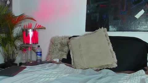 Snapshot of markus_latin chatting on January 25, 2025, 2:58 am Markus latin online show from January 25, 2025, 2:58 am