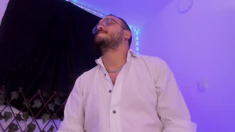 Snapshot of markwolfe1 chatting on October 28, 2025, 10:34 pm Mark  online show from October 28, 2025, 10:34 pm