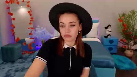 MarlaDewis online show from November 6, 2025, 1:23 pm