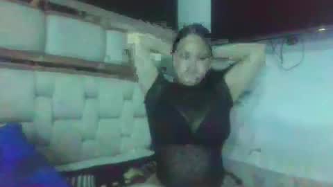 HONEY TRAP online show from April 28, 2026, 3:44 am