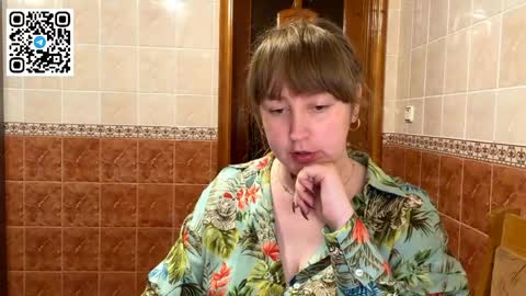 Snapshot of maroonmoon_ chatting on May 24, 2026, 7:52 pm Miriam online show from May 24, 2026, 7:52 pm