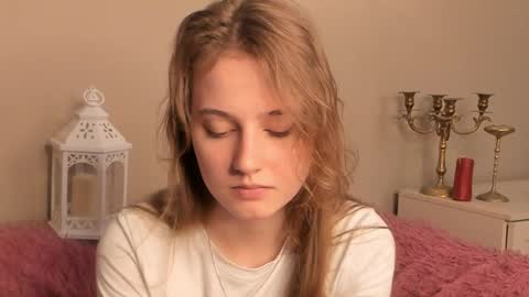 Snapshot of marquitamergel chatting on May 10, 2026, 9:47 am Andriella online show from May 10, 2026, 9:47 am