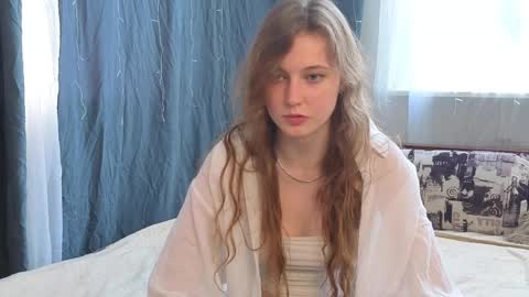 Snapshot of marquitamergel chatting on June 5, 2026, 8:20 am Andriella online show from June 5, 2026, 8:20 am