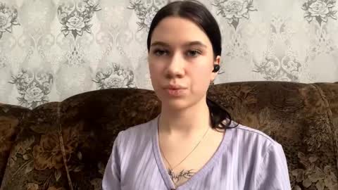 Giulia online show from December 17, 2025, 7:36 am