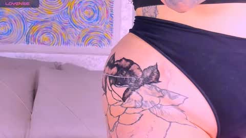 Mari online show from September 27, 2025, 6:29 am