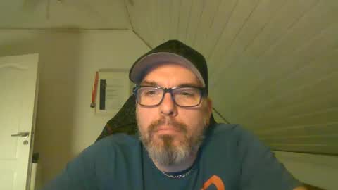 Snapshot of marriedcock1980 chatting on February 19, 2025, 5:16 pm marriedcock1980 online show from February 19, 2025, 5:16 pm